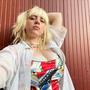 Billie Eilish concert #sMWCTNYj