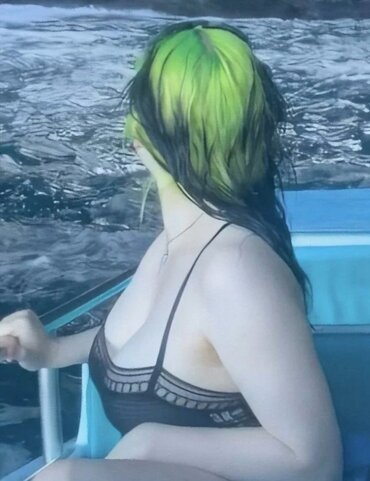 Billie Eilish concert #x8Dtd8HB