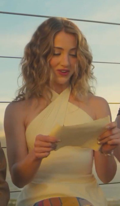 Emily Rudd sexy #hKQKs7O2