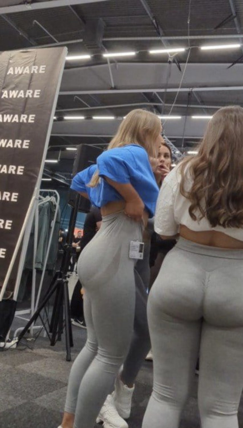 Blonde girl with huge ass #6PBZtZcd